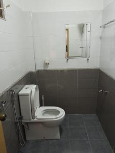 Bagno di Creek View Inn