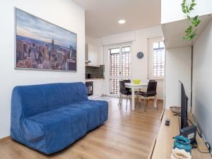 Μια τηλεόραση ή/και κέντρο ψυχαγωγίας στο Rio's Apartment