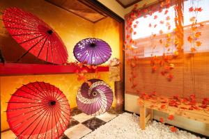 Fotografija v galeriji nastanitve Villa Hakone Kabuto 古民家旅館 150平米 バス停迄一分 準天然温泉 最大12名 v mestu Sekishoato