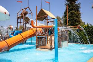 Bassein majutusasutuses Marelen Hotel Zakynthos või selle lähedal