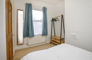 Легло или легла в стая в 208 Salisbury Terrace