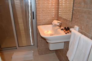 Koupelna v ubytování Hotel La Place