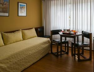 Imagen de la galería de Hotel San Carlos, en General Juan Madariaga 13 fotos más