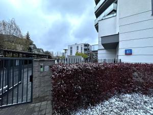 Budova, v ktorej sa apartmán nachádza