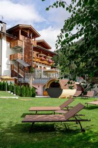 Κήπος έξω από το Hotel Gianna