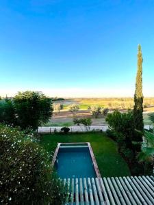 Bazén v ubytování Villa Marrakech piscine privée vue sur Golf&Atlas nebo v jeho okolí
