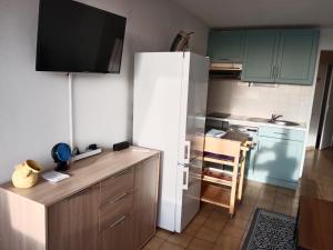 Köök või kööginurk majutusasutuses Superbe appartement avec vue sur la mer et port