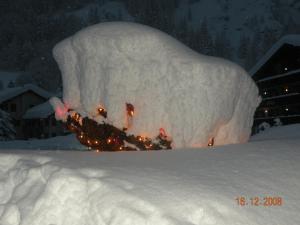 Hotel Bellevue during the winter