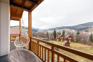 Nespecifikovaný výhled na hory nebo výhled na hory při pohledu z hotelu