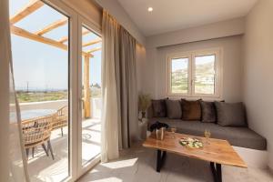 Χώρος καθιστικού στο Villa Finest -Seaside Villa with private swimming pool-
