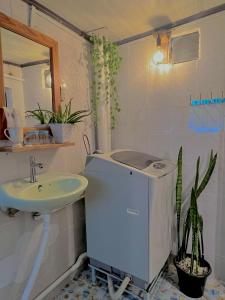 Phòng tắm tại HÙNG Apartment Dalat