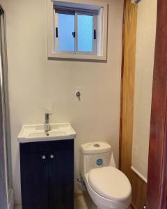 A bathroom at Lodge Bosques de San Jose