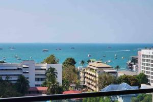 Fotografie z fotogalerie ubytování Edge Central Pattaya 2 bedroom sea view room v destinaci Pattaya Central