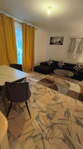 Posezení v ubytování Dujardin Home + 79 fotografií