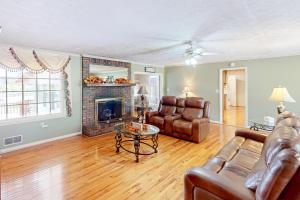 Gallery image of Pondside Lullaby in Griffin