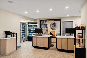 a store with two counters in a store at Sonesta ES Suites Denver South Park Meadows in Lone Tree