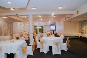 Konferenční prostory v ubytování Knotts Crossing Resort + 37 fotografií