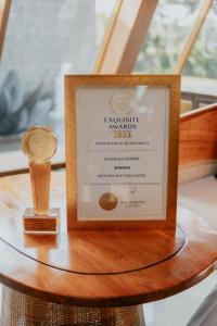 Certifikát, hodnocení, plakát nebo jiný dokument vystavený v ubytování Kaamala Luxury Resort & Spa Ubud by Ini Vie Hospitality