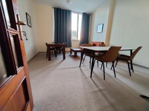 Posezení v ubytování Oasis Hostel