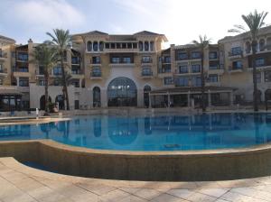 Superb luxurious groundfloor 1 bedroom app on Mar Menor golf resort 내부 또는 인근 수영장