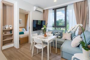 2 komnatnye apartamenty na bangtao radom s plazem