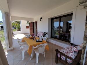 Μπαλκόνι ή βεράντα στο Piccolo Residence vicino alla spiaggia con bellissima vista mare