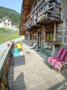 Gallery image of Appartement chalet hameau de Souliers - Queyras in Château-Ville-Vieille