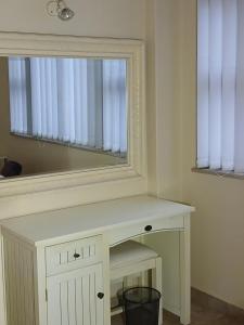 Φωτογραφία από το άλμπουμ του 2 bedroom Flat σε Μάργκεϊτ +17 φωτογραφίες