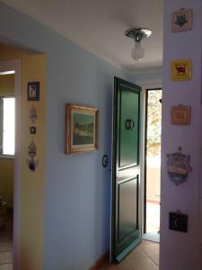 Gallery image of Splendida vista sul golfo di Cavoli in Cavoli