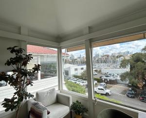 Bild i bildgalleri på 2 Story Apartment with Harbour Views i Sydney