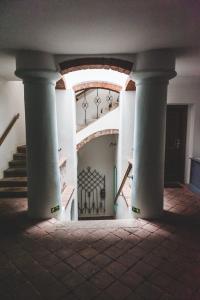 Imagen de la galería de Hotel u České koruny, en Hradec Králové