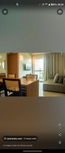 mit Blick auf ein Wohnzimmer und ein Esszimmer in der Unterkunft Salinas Exclusive Resort in Salinópolis + 2 Fotos