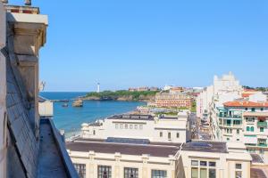 a view of a river from a building at Biarritz - Clemenceau - Centre ville - Plage in Biarritz