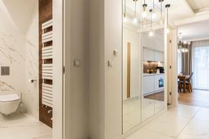 Koupelna v ubytování POD SKOCZNIA SPA Zakopane