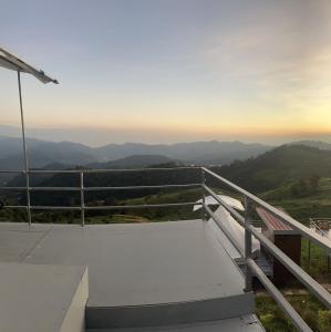 山景或在豪华帐篷看到的山景