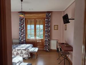 Sjónvarps- og/eða afþreyingartæki á Hotel Pico Espiguete