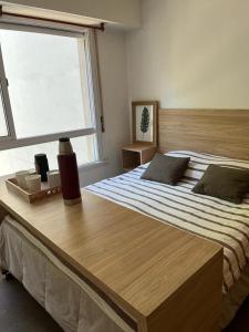 En eller flere senge i et værelse på Departamento Zona Centro, Bosque y facultades + 9 billeder