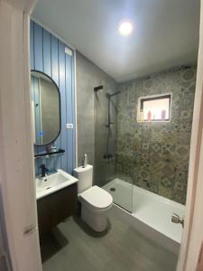 Ванна кімната в Lodge Rio Mañio