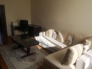 Μια τηλεόραση ή/και κέντρο ψυχαγωγίας στο Apartament Florimont