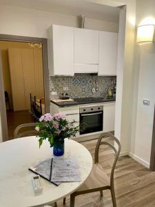 Kuhinja ili čajna kuhinja u objektu Le case di Cate e Max - Sole