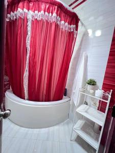 Kamar mandi di luxury villa