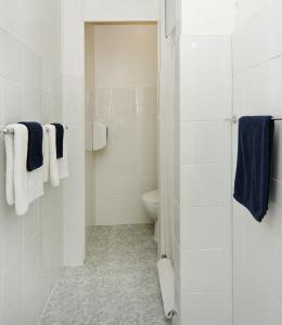 Koupelna v ubytování Aarangi Motel