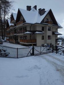 Apartament Pod Brzyzkiem & Spa v zime