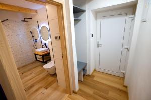 Baðherbergi á Penzion pod Hazmburkem