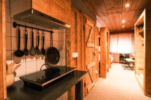 Kuchyň nebo kuchyňský kout v ubytování Little Trees Apartment