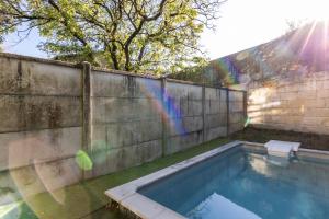 Ảnh trong thư viện ảnh của Appartement 50m2 parfait état avec piscine privée ở Bordeaux