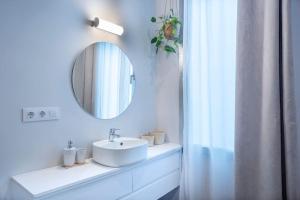 Kép Precioso apartamento nuevo en Sevilla Centro 6 PAX WIFI szállásáról Sevillában a galériában