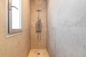 Kép Precioso apartamento nuevo en Sevilla Centro 6 PAX WIFI szállásáról Sevillában a galériában Még 37 kép