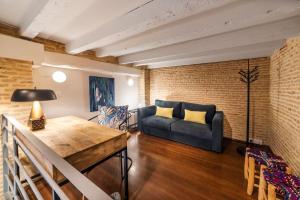 Fotografia z galérie ubytovania Precioso apartamento nuevo en Sevilla Centro 6 PAX WIFI v destinácii Seville