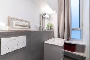 Fotografia z galérie ubytovania Precioso apartamento nuevo en Sevilla Centro 6 PAX WIFI v destinácii Seville